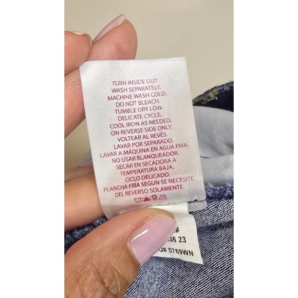 No Boundaries Denim Mini Skirt Size 11 - Picture 6 of 6